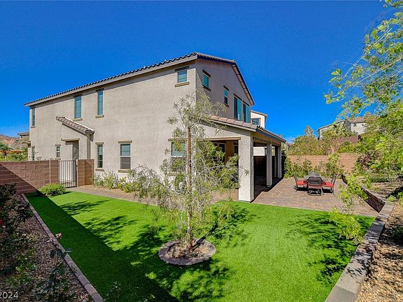 4th image of 11 Cresta Villa Ct