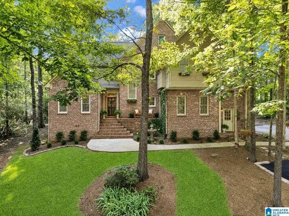 332 Hayfield Loop, Dora, AL 35062