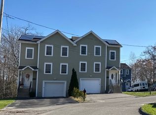 46 Pine Hill Rd, Worcester, MA 01604