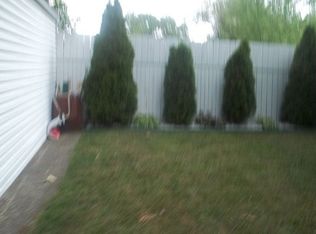6746 Minock St, Detroit, MI 48228