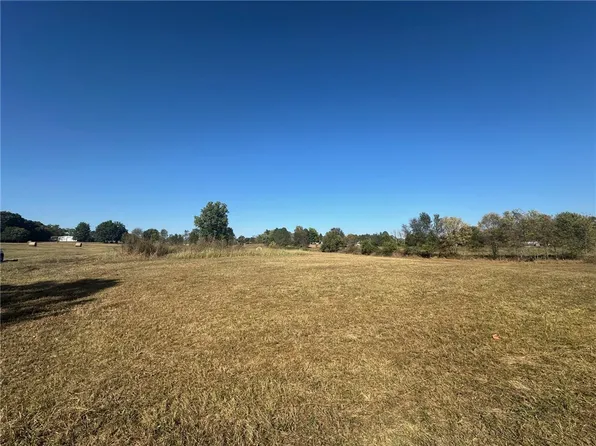 946 Water Ave #4, Springdale, AR 72762