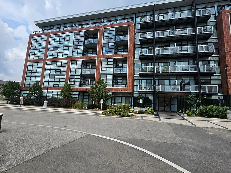 15 Prince Albert Blvd #315 — Photo 2
