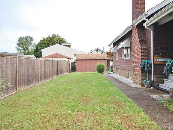 4th image of 104 Samsondale Ave