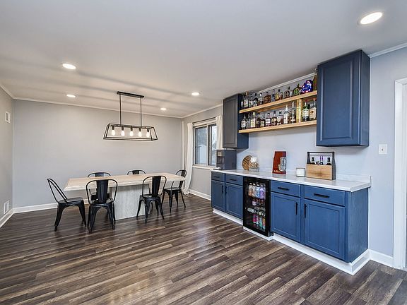 5th image of 5773 Essex Ct