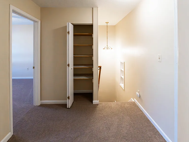 15 Jigsaw Pl #1 — Photo 8