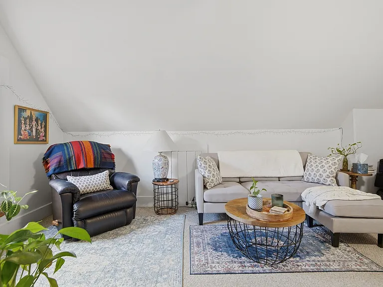 35 Washington Ave #3 — Photo 2