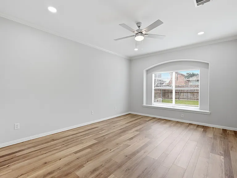 14710 Crystal Lake Dr — Photo 41