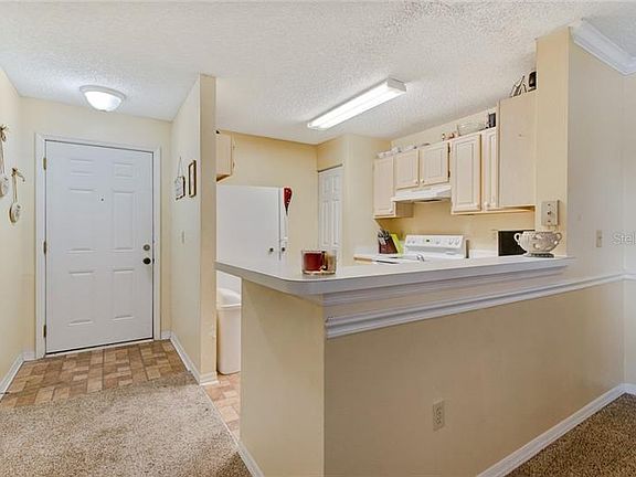 3rd image of 1999 Summer Club Dr APT 203