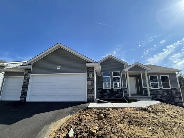 942 Margarets Way, Belleville, WI 53508