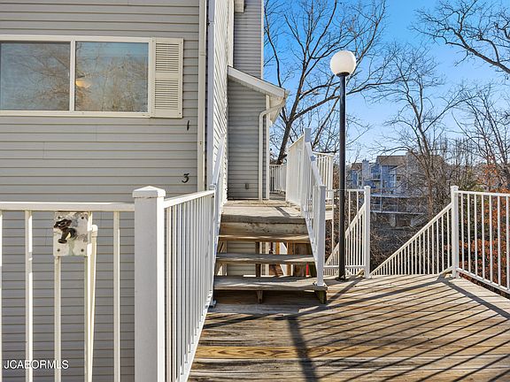 3rd image of 1089 Buckingham Dr Unit 1