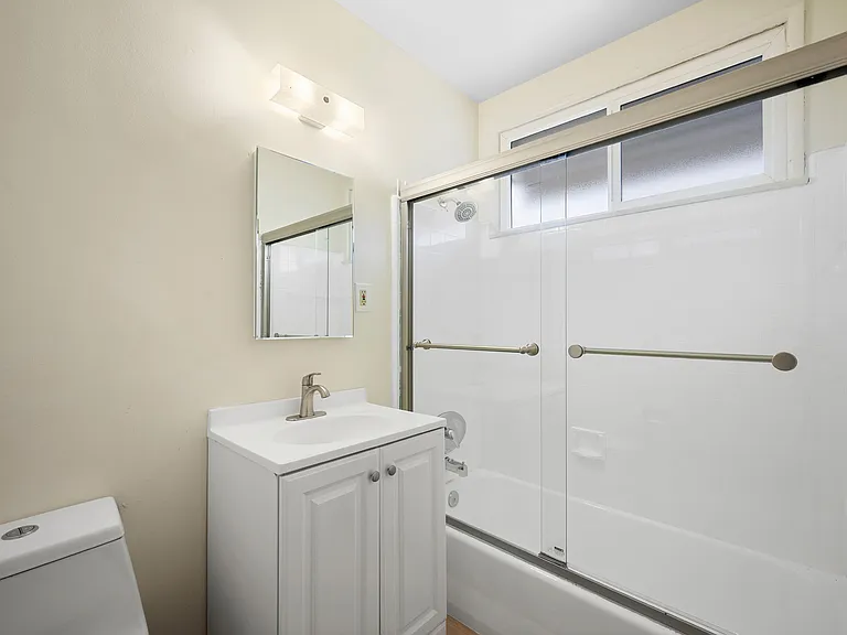 1009 W Angeleno Ave #202 — Photo 13