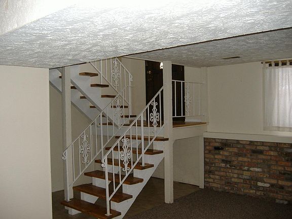 2nd image of 11535 Queens Dr