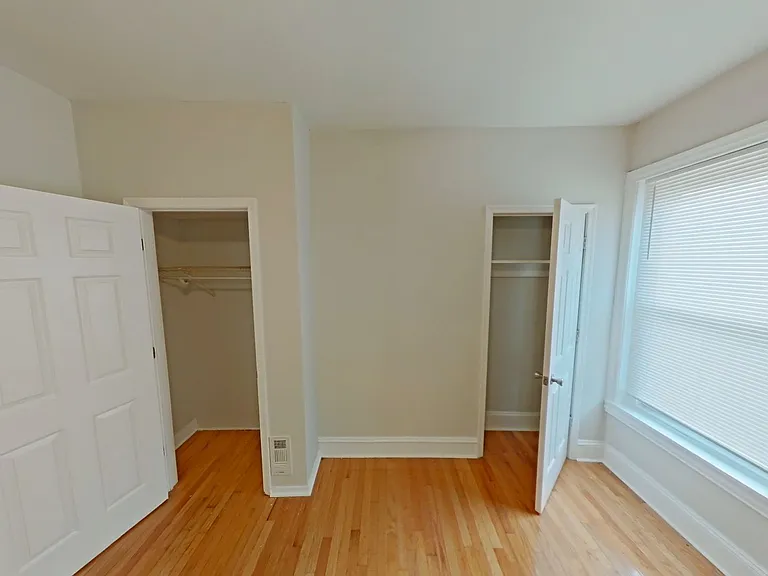 2255 N Cleveland St — Photo 8