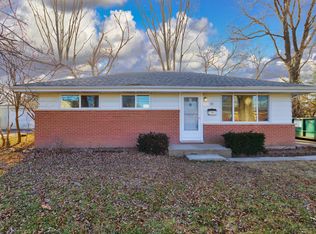 29 Miller Rd, Lake Zurich, IL 60047