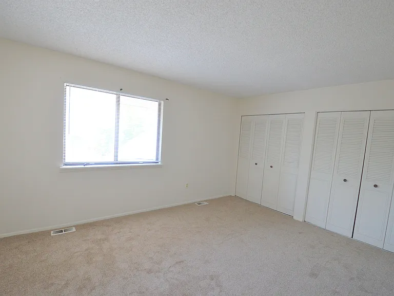 2027 Gyros Cir — Photo 18
