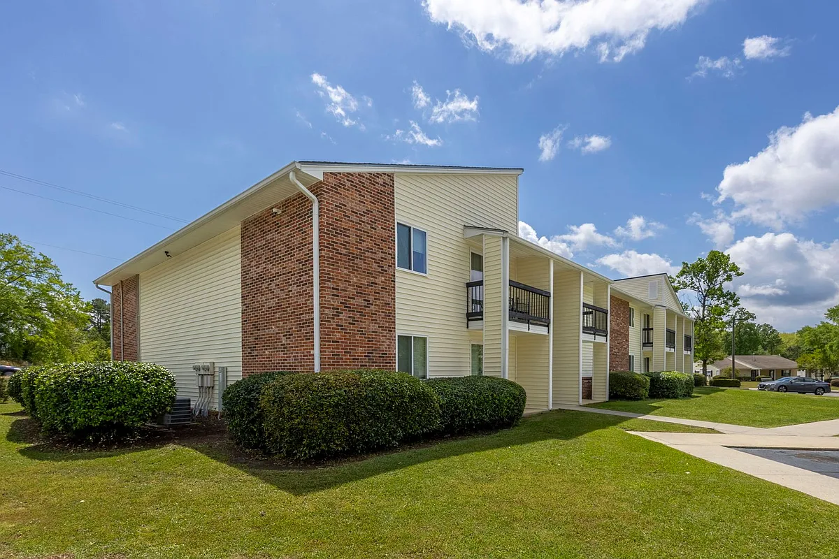 Building Photo - Bentree Apartments