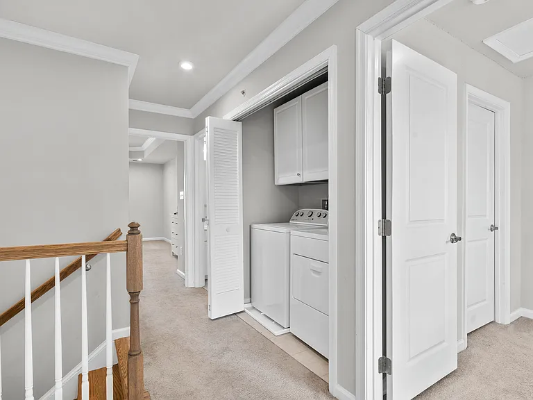 204 Station Dr — Photo 14
