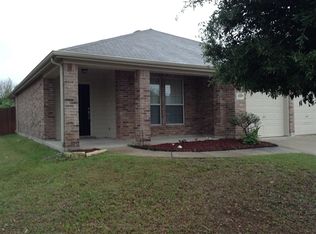 1529 Cardinal Way, Aubrey, TX 76227