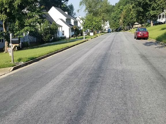 4th image of 8927 Castle Point Dr