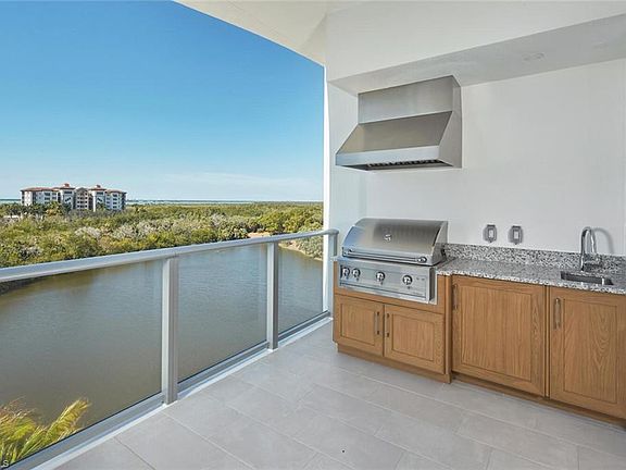 4th image of 4810 Pelican Colony BLVD #504