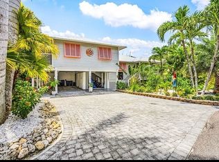 7860 Myrsine Cir, Bokeelia, FL 33922