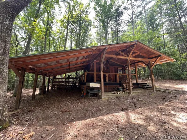 84 Fox Fire Dr, Bracey, VA 23919