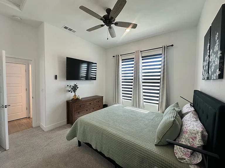 3803 N Santa Fe St — Photo 34