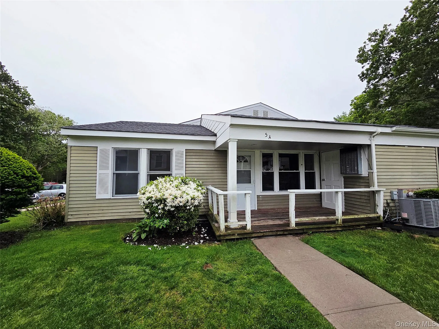 2 bed, 1.0 bath, 1000 sqft, $2,700 — Photo 1