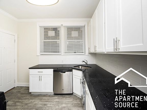 2nd image of 1130 Maple Ave APT 1