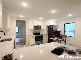 813 Saint Croix St, Hudson, WI 54016