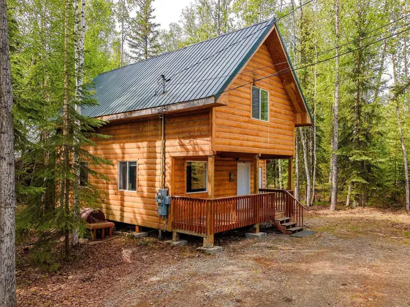305 Axelsson Ct, Fairbanks, AK 99709
