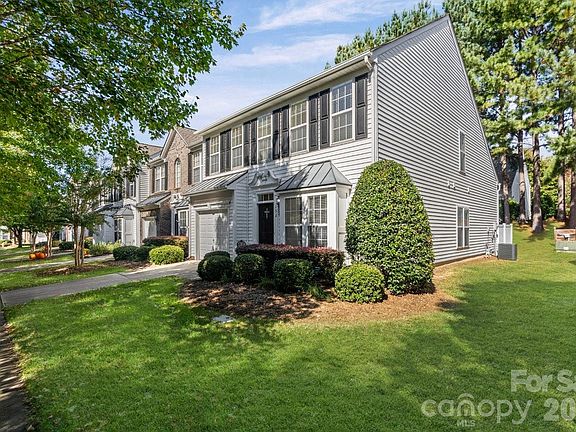 2nd image of 152 Cypress Landing Dr