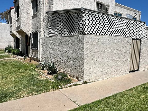 3rd image of 5212 N 42ND Lane