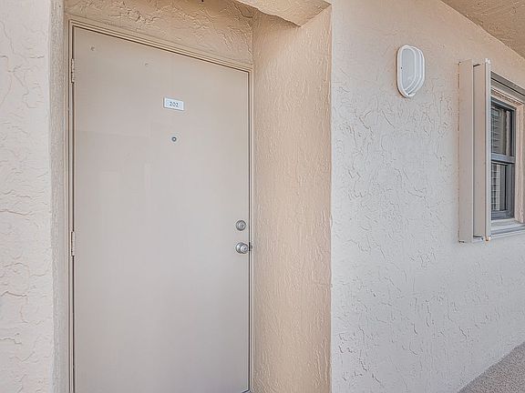 5th image of 10200 S Ocean Dr APT 202