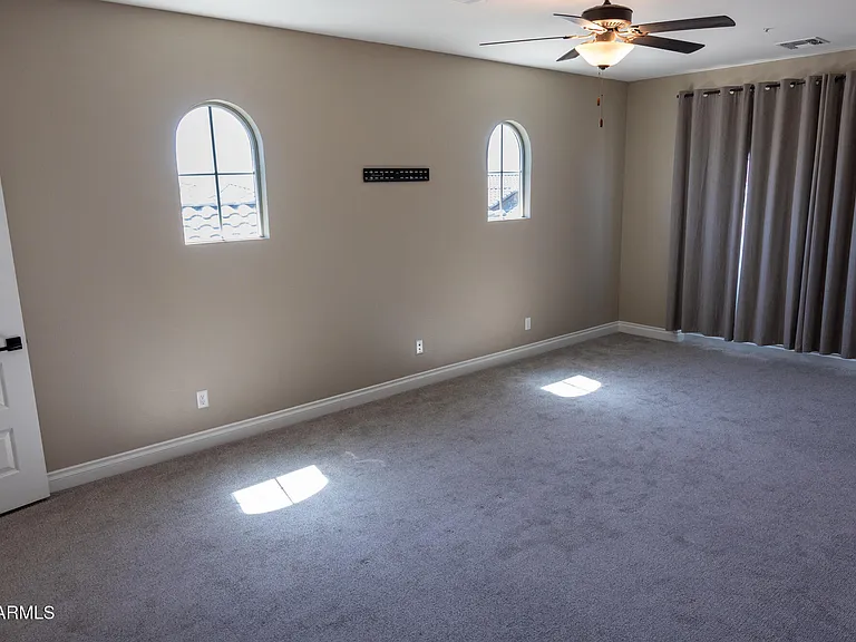 2462 E Lovebird Ln — Photo 36