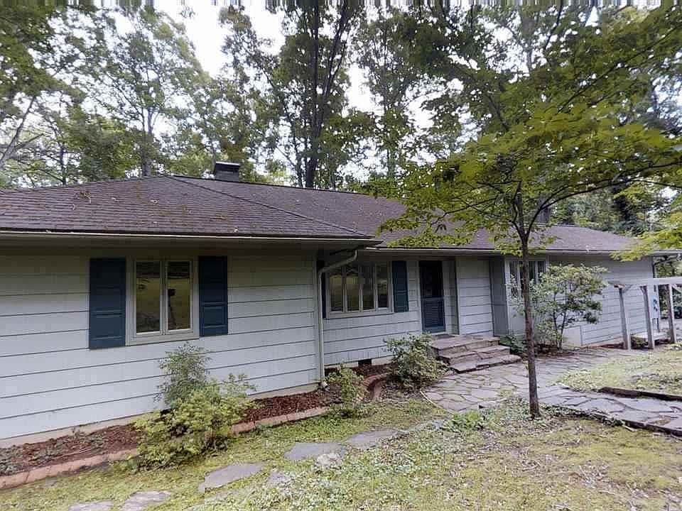 1st image of 103 Ledge Ln