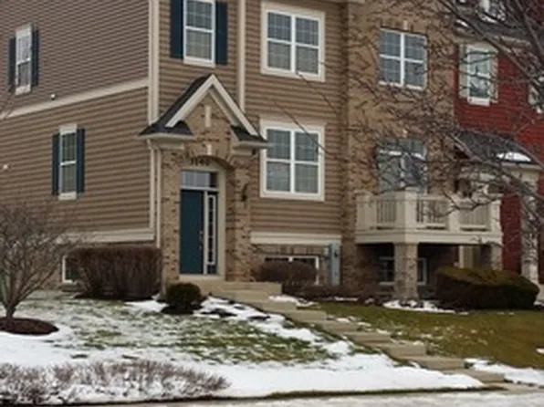 3140 Gansett Pkwy, Elgin, IL 60124