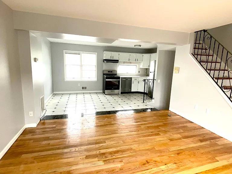 509 Central Avenuetownhouse #F — Photo 13