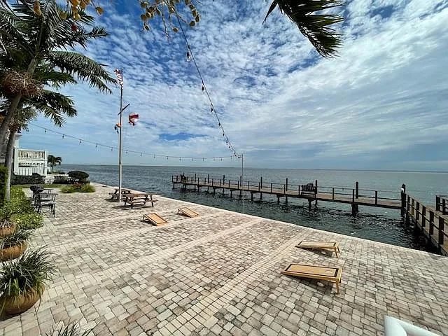 5092 Beach Dr SE #C — Photo 32