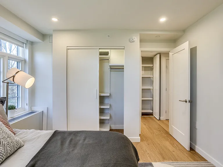 2900 Adams Mill — Photo 31