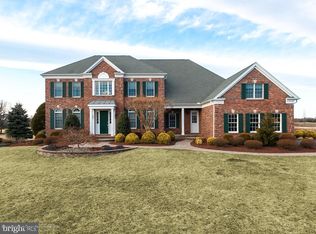 6 Apple Blossom Ln, Cream Ridge, NJ 08514