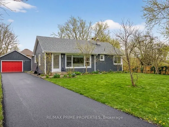 18979 Centre St, East Gwillimbury, ON L0G 1M0