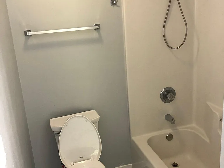 5377 Chatham Ave #E — Photo 18
