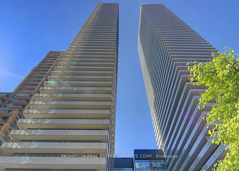 42 Charles St E #607