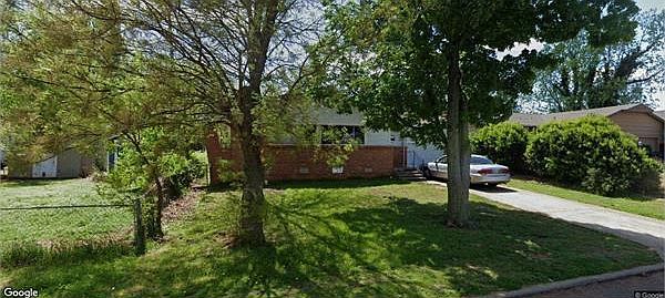 1st image of 6208 SE 5th St