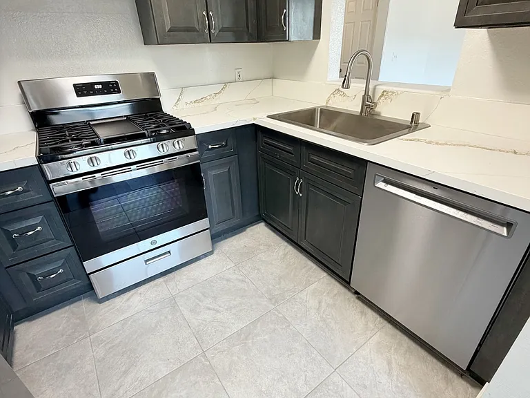 3119 Foothill Blvd #4 — Photo 7