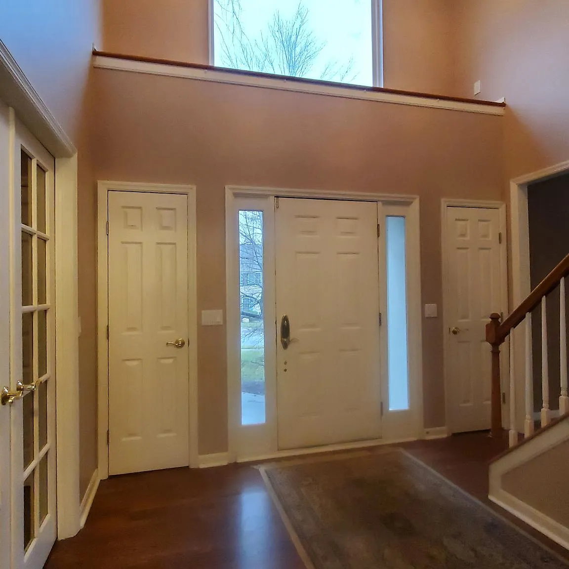 5 bed, 3.5 bath, 2910 sqft, $4,200 — Photo 2