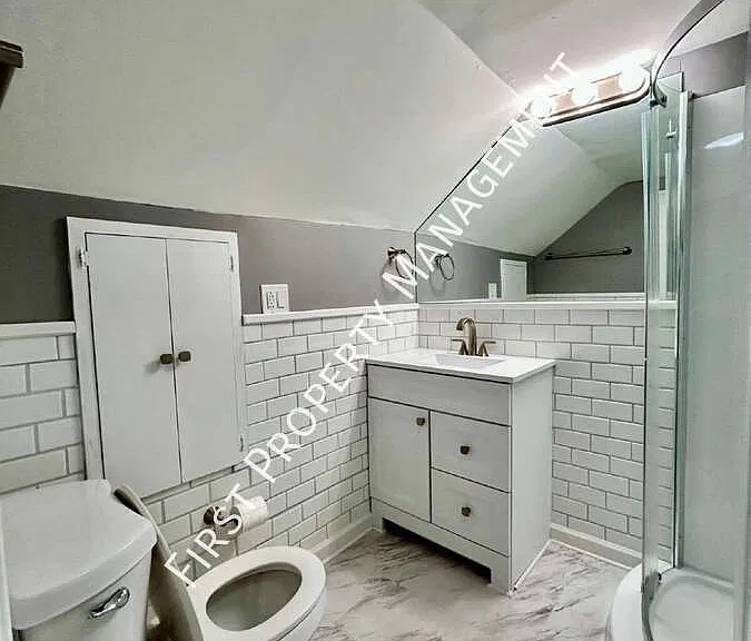 216 Booth Rd — Photo 1