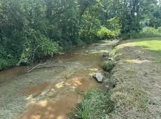 751 Gum Branch Rd, Burns, TN 37029