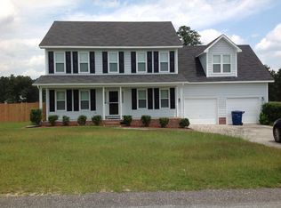 105 Sand Dollar Ct, Raeford, NC 28376